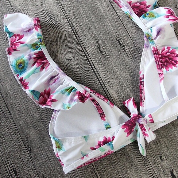 Ruffle floral bikini - Picture 4 of 5